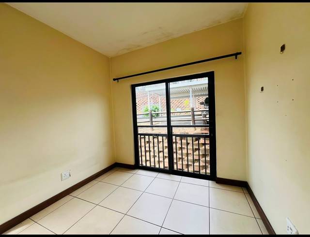 3 BEDROOM APARTMENT FOR SALE IN PALMIET